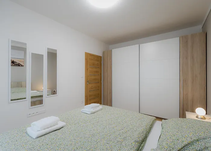 Apartment B-208 Brezovina *